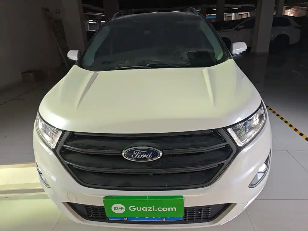 Ford Edge 2018 — фото 3