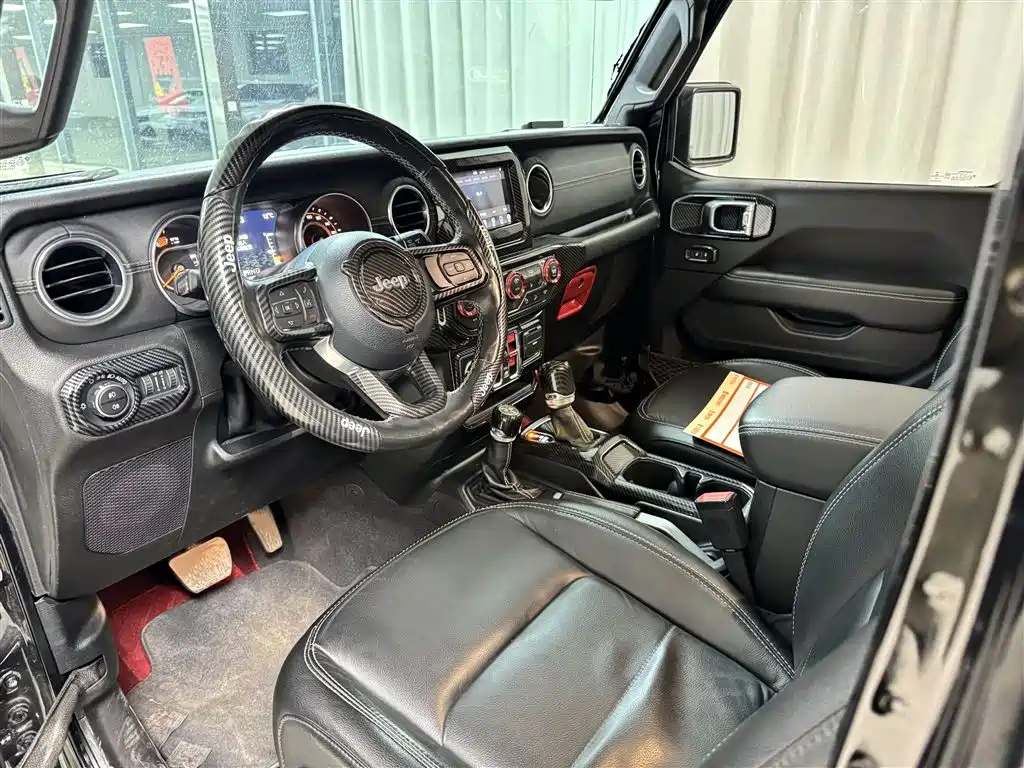 Jeep Wrangler 2019 — фото 12