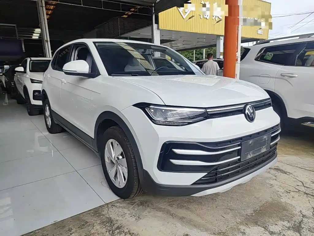 Volkswagen Tharu 2025