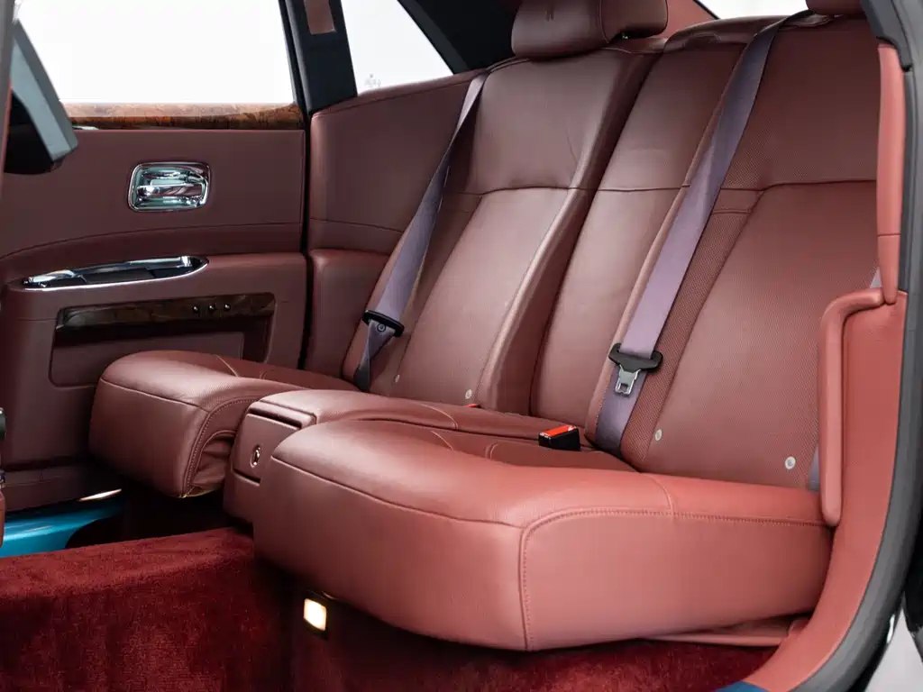 Rolls-Royce Ghost 2015 — фото 13