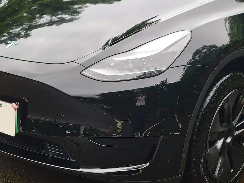 Tesla Model Y 2023 — фото 4