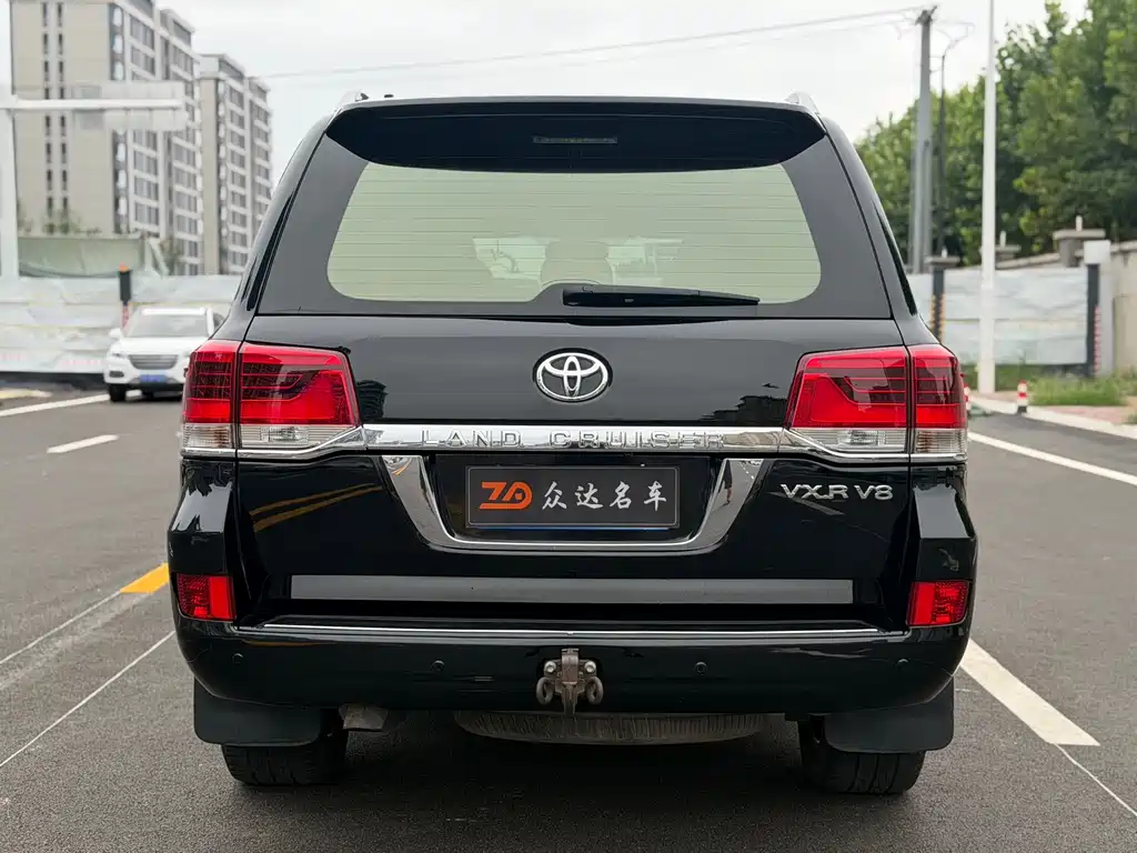 Toyota Land Cruiser 2016 — фото 17