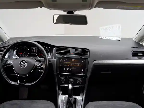 Volkswagen Golf 2020
