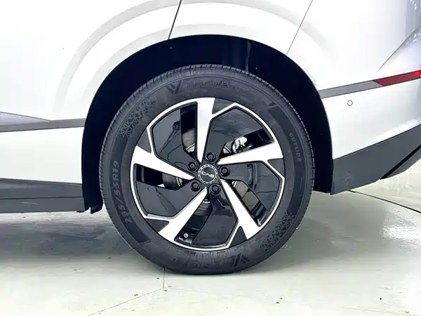 BYD Sealion 06 2026