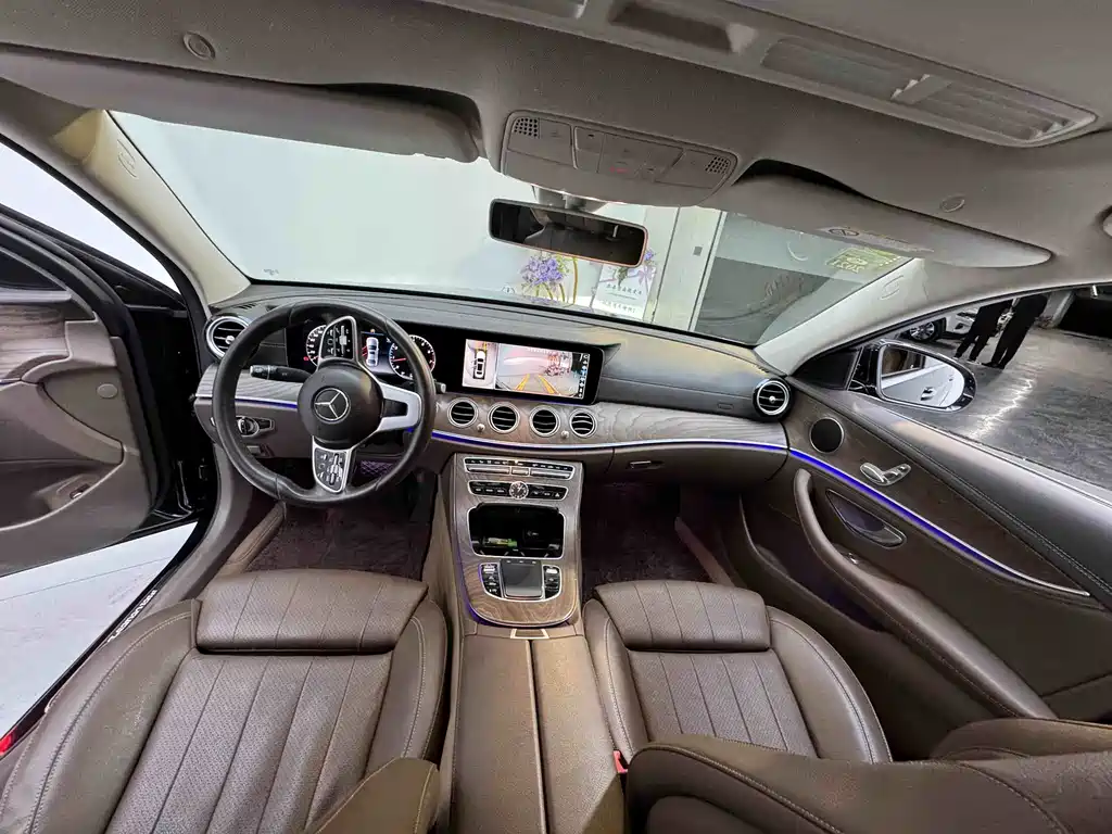 Mercedes-Benz E-Class 2019 — фото 8
