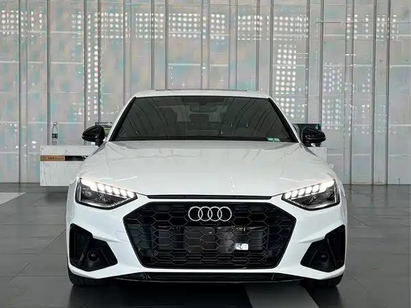 Audi A4L 2023