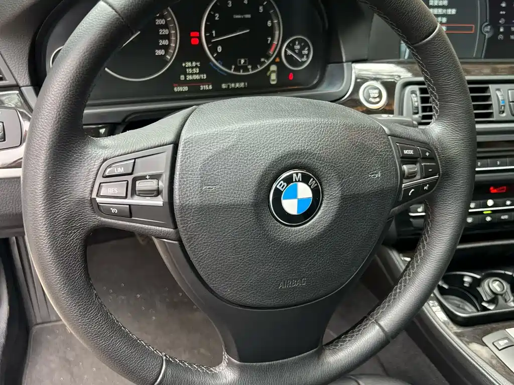 BMW 5 Series 2012 — фото 4