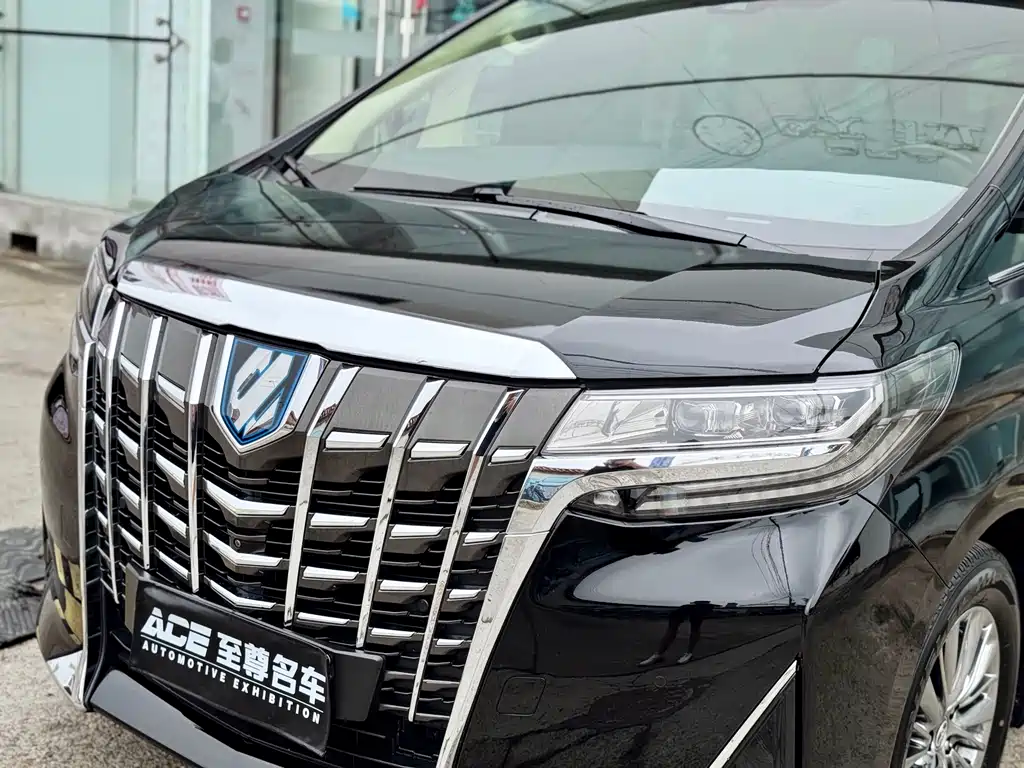 Toyota Alphard 2021 — фото 7