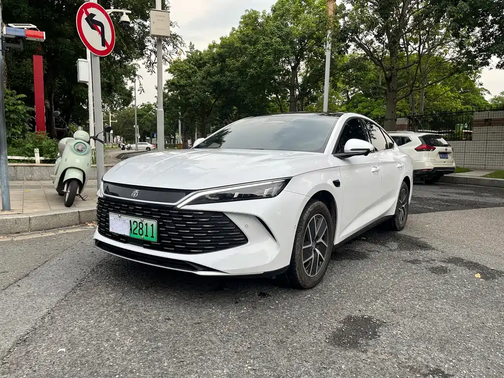 BYD Qin L 2026 — фото 1