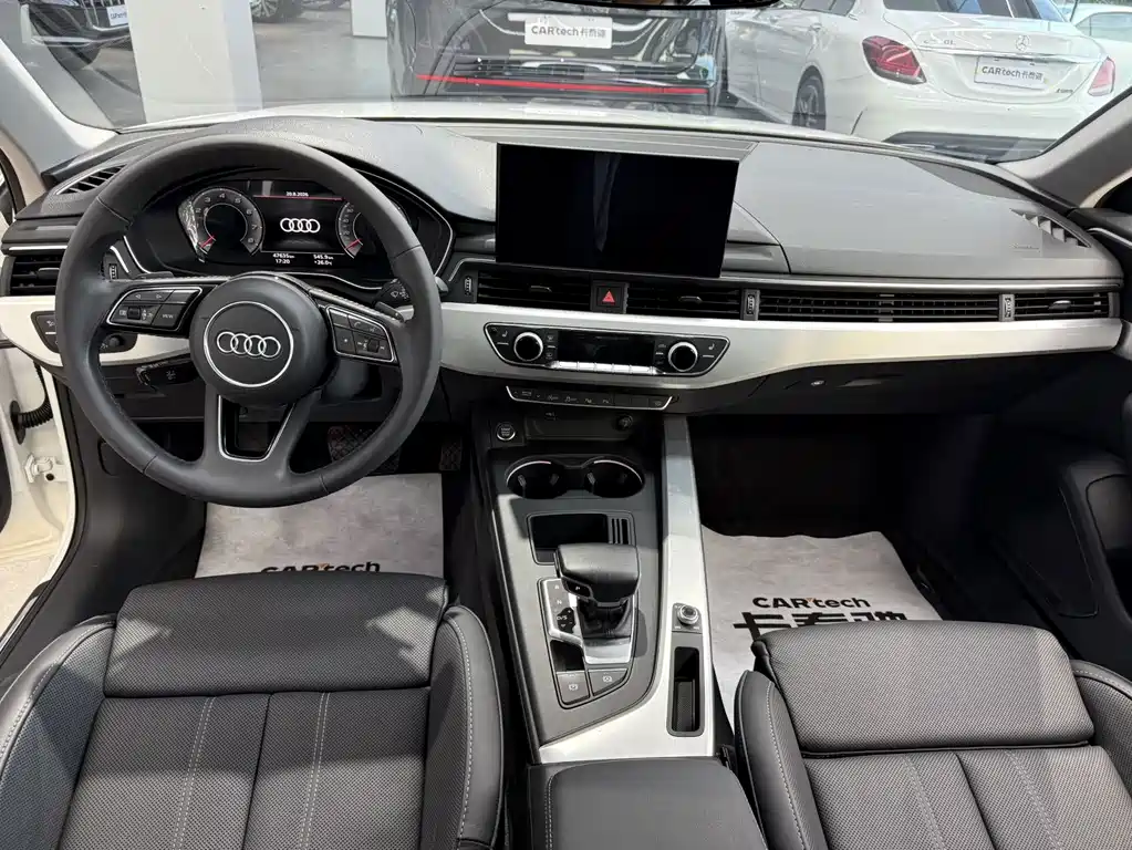 Audi A4L 2021 — фото 11