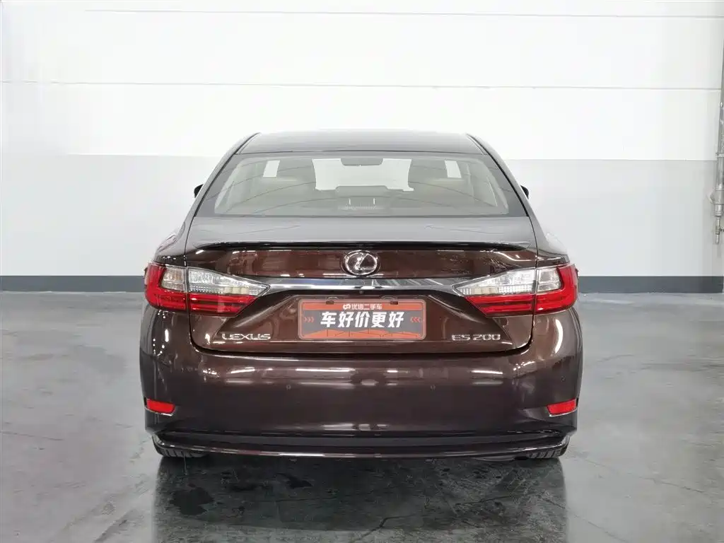 Lexus ES 2015