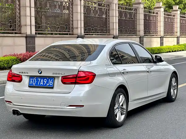 BMW 3 Series 2017