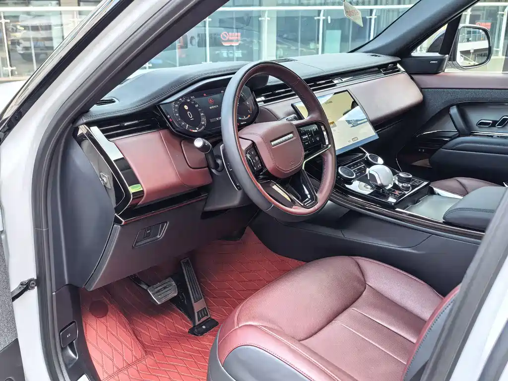 Land Rover Range Rover Sport 2023 — фото 15