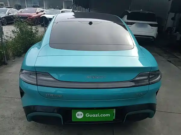 Xiaomi SU7 2024