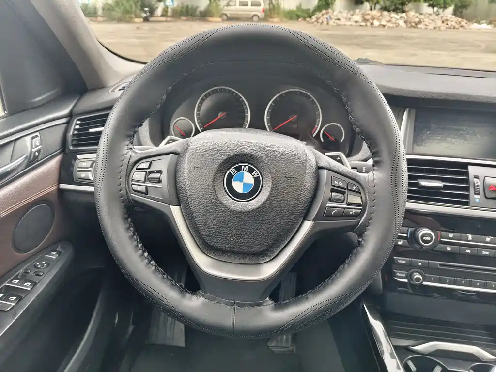 BMW X4 2014 — фото 15