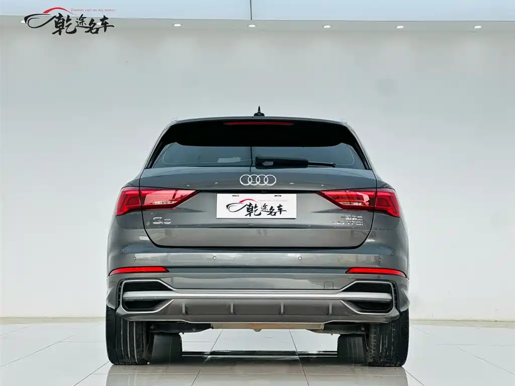 Audi Q3 2021 — фото 6