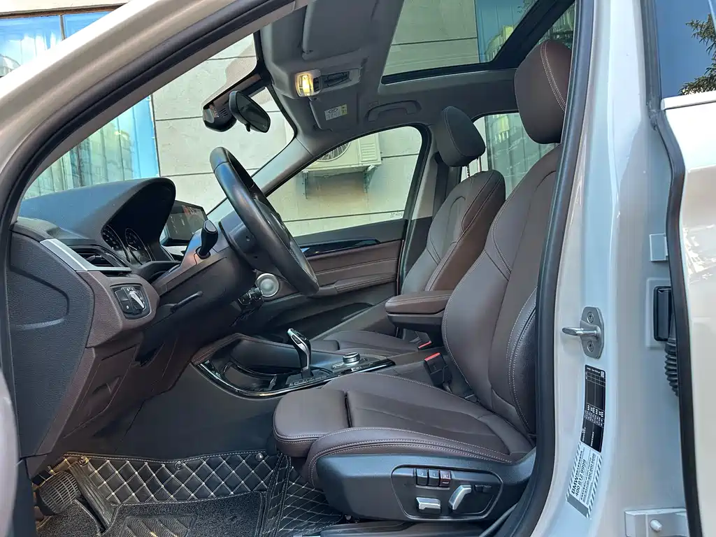 BMW X1 2021 — фото 18