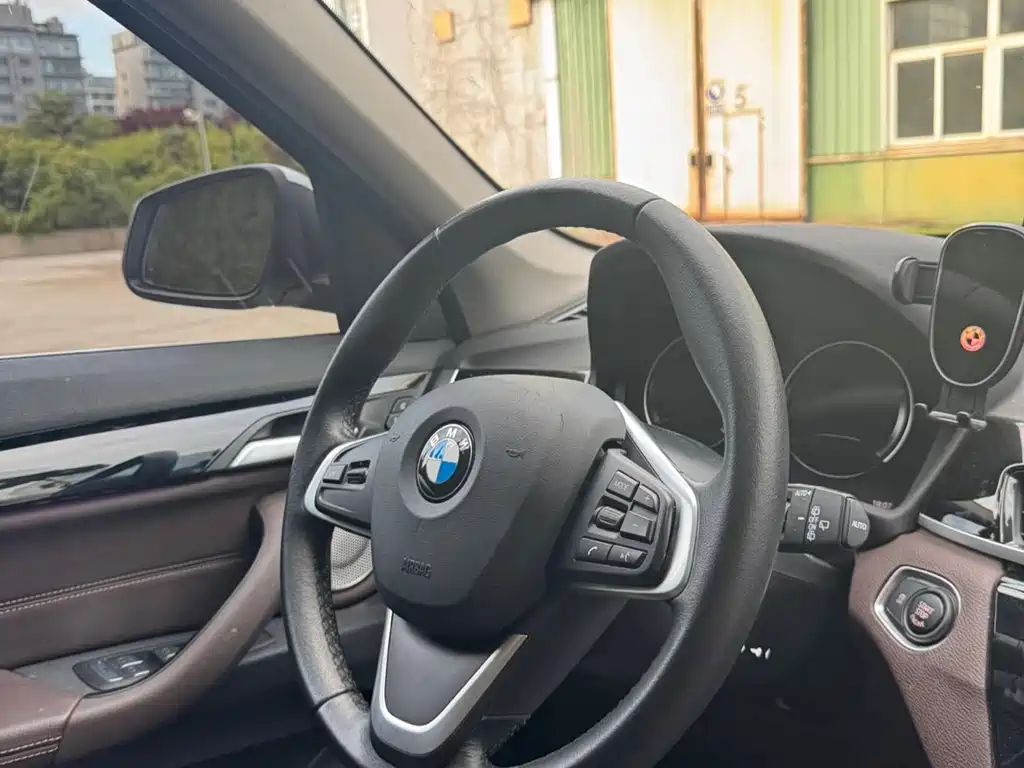 BMW X1 2022 — фото 11