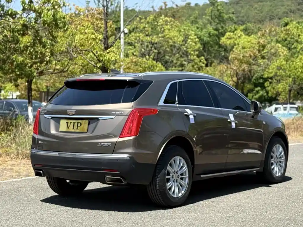 Cadillac XT5 2016 — фото 4