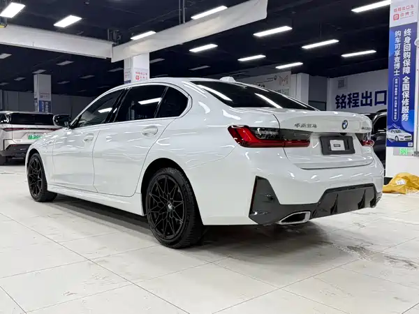 BMW 3 Series 2022
