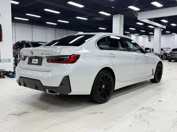BMW 3 Series 2022