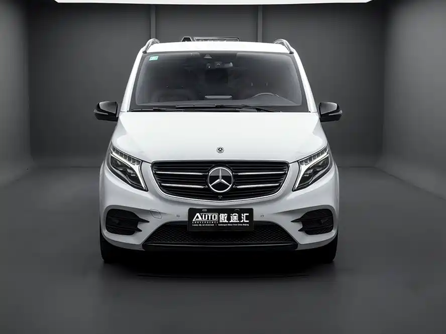 Mercedes-Benz V-Class 2019 — фото 2