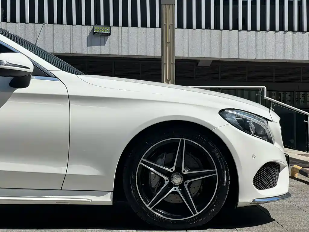 Mercedes-Benz C-Class 2016