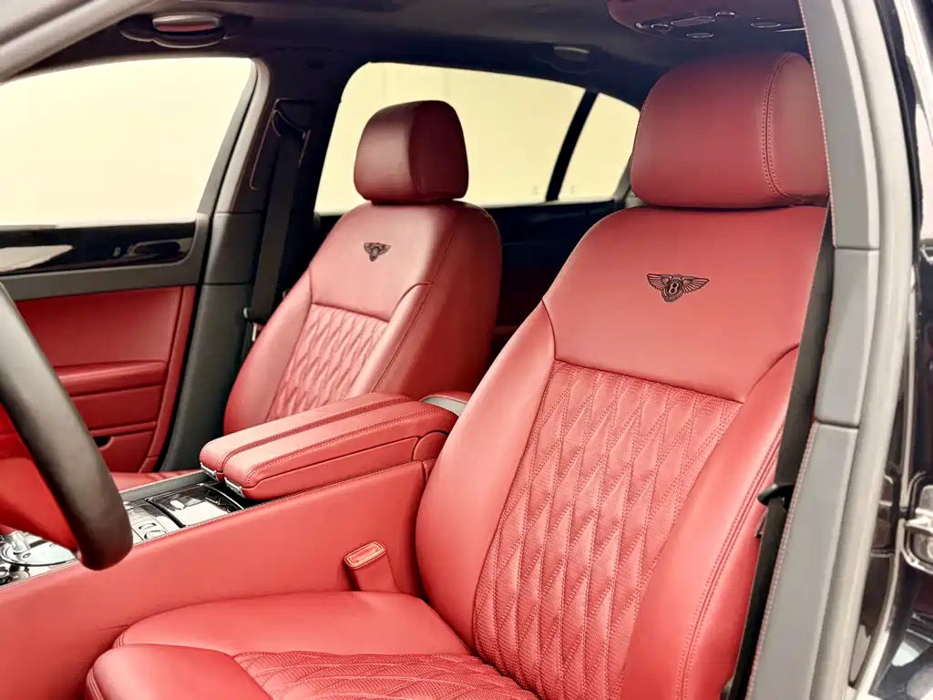 Bentley Flying Spur 2010 — фото 19