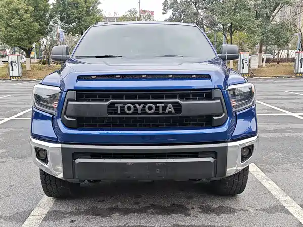 Toyota Tundra 2014