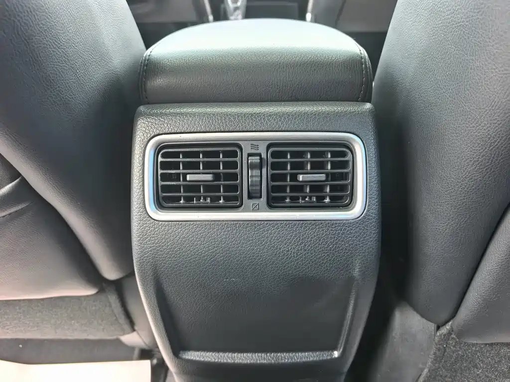 Nissan Teana 2016 — фото 13