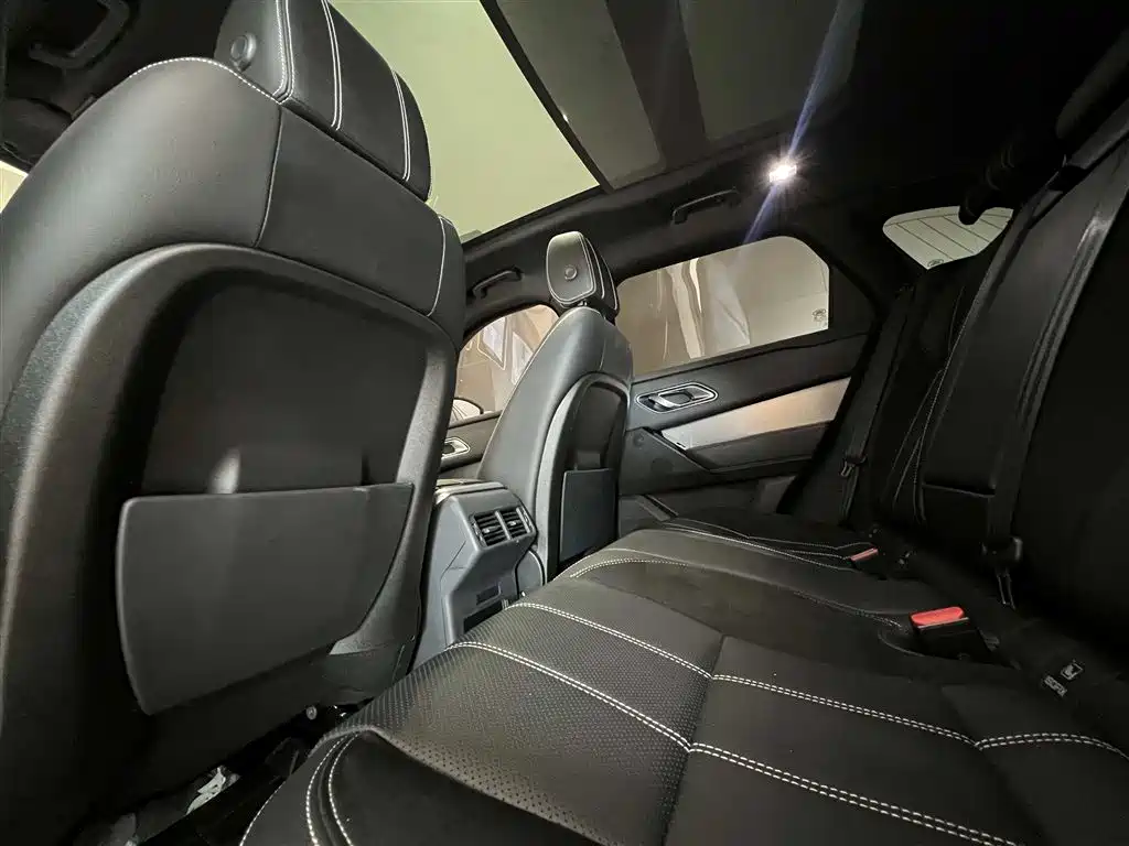 Land Rover Velar 2018 — фото 16