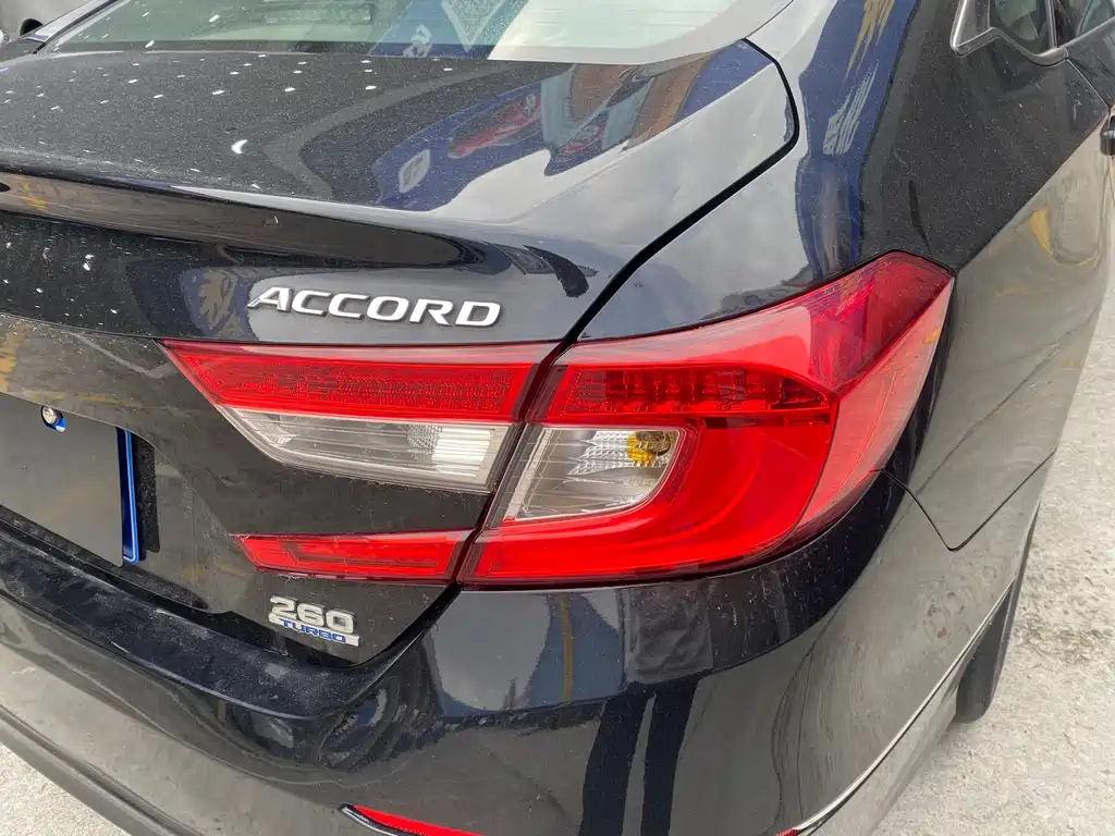 Honda Accord 2019 — фото 8