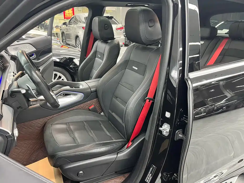 Mercedes-Benz GLE AMG 2020 — фото 15