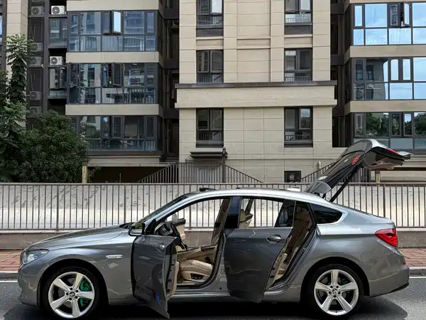 BMW 5 Series GT 2010