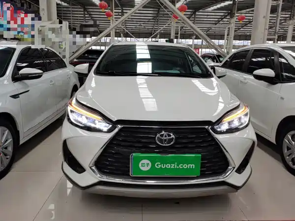 Toyota Yaris L 2022