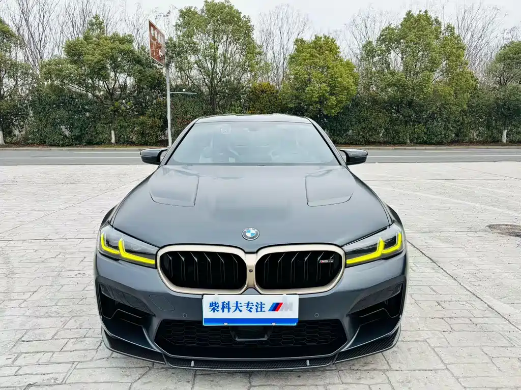 BMW M5 2018 — фото 3