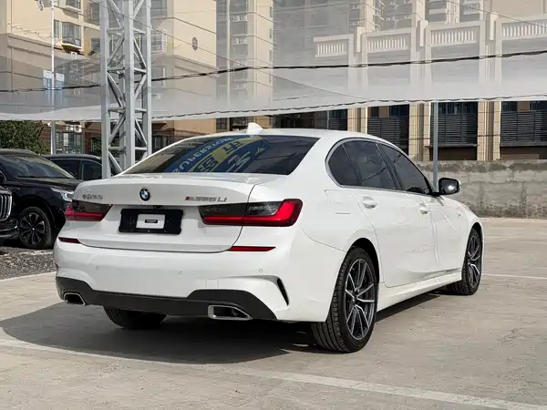 BMW 3 Series 2022