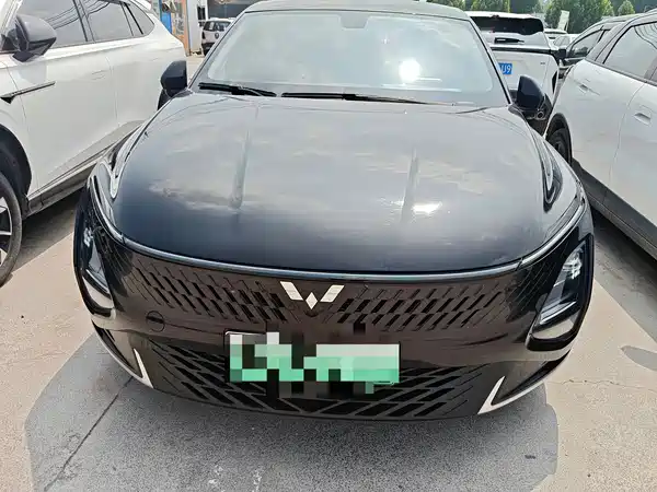 Wuling Starlight 2023