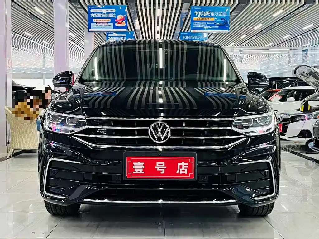 Volkswagen Tiguan L 2022 — фото 2