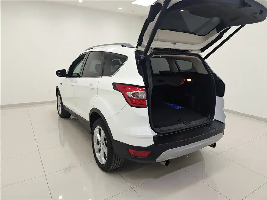 Ford Kuga 2018 — фото 5