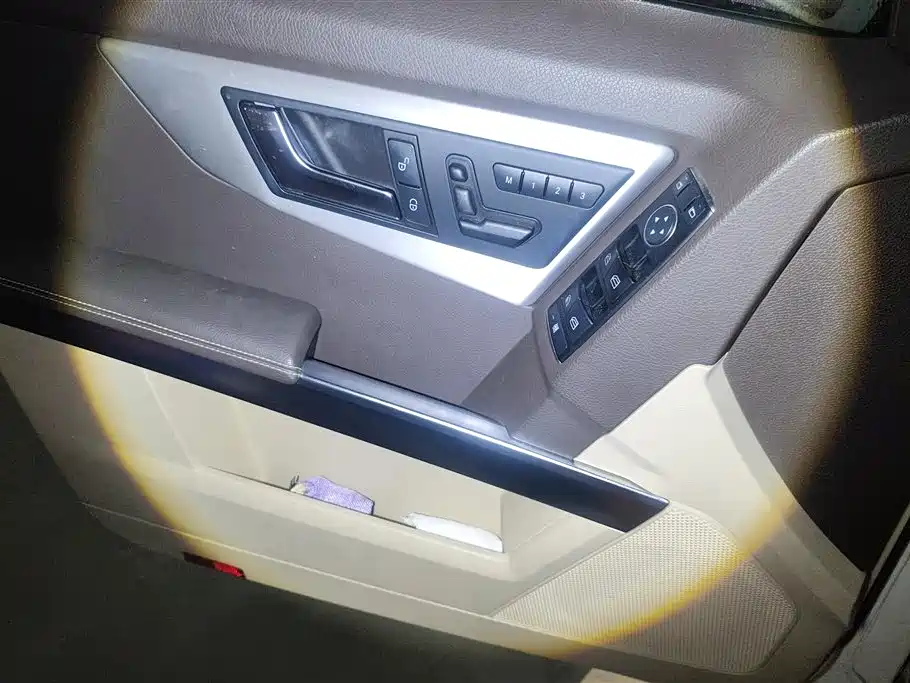 Mercedes-Benz GLK-Class 2015