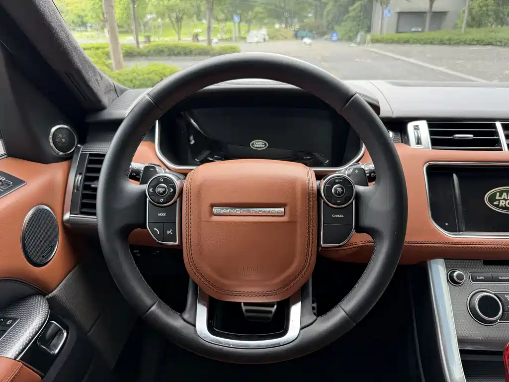 Land Rover Range Rover Sport 2014 — фото 8