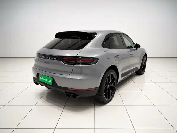 Porsche Macan 2021