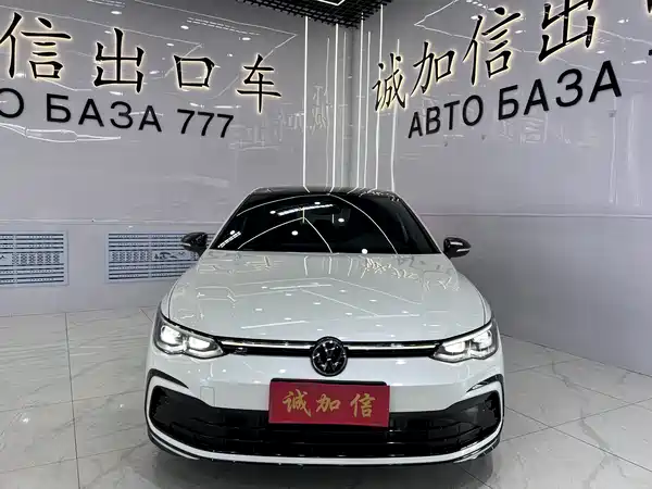 Volkswagen Golf 2022
