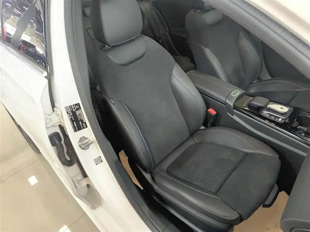 Mercedes-Benz A-Class 2025 — фото 25