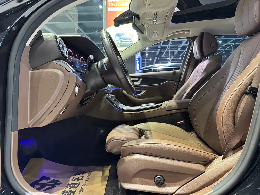 Mercedes-Benz E-Class 2022 — фото 11