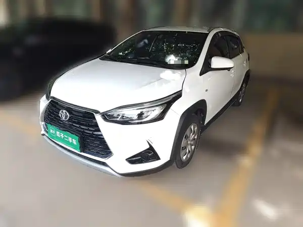 Toyota Yaris L 2023