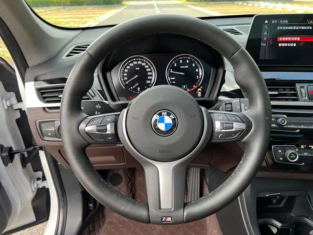 BMW X1 2022 — фото 10