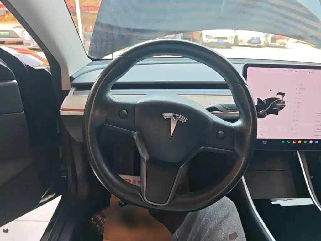 Tesla Model 3 2019 — фото 11