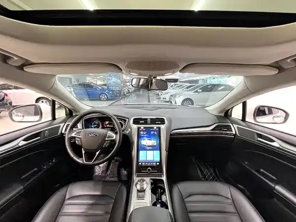 Ford Mondeo 2021